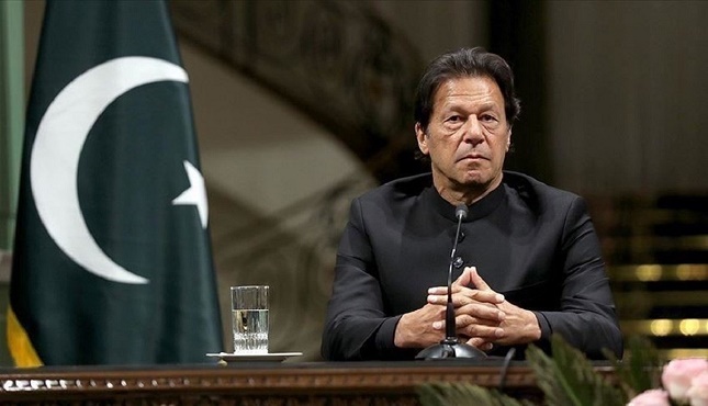 دولت پاکستان با صدور اطلاعیه‌ای اعلام کرد که عمران خان دیگر سمت نخست‌وزیری این کشور را برعهده ندارد.